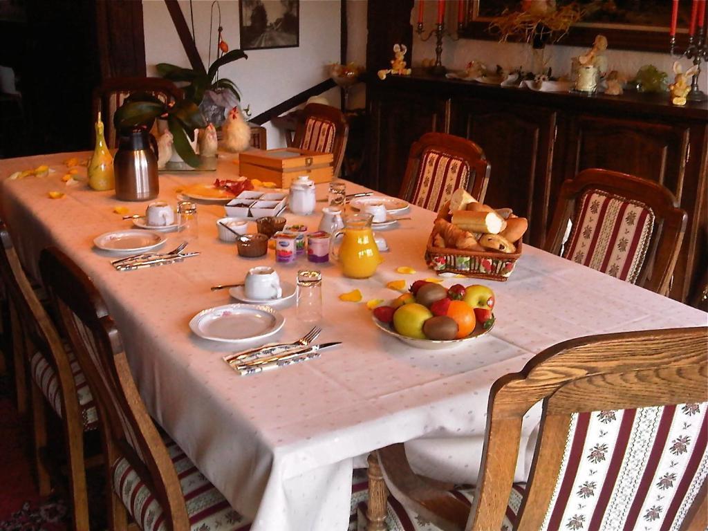 B&B La Roustiere ธูส์ ภายนอก รูปภาพ